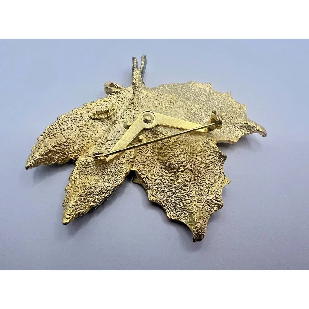 Vintage Tona Leaf Brooch Large 3
